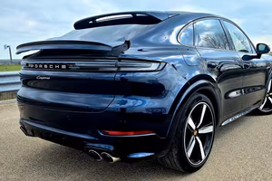 PORSCHE CAYENNE COUPE FACELIFT 3.0 E-HYBRID 470cv