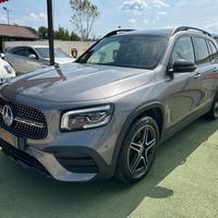 Mercedes-Benz GLB 200 PREMIUM PLUS*AMG*7 POSTI*TET