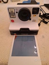 polaroid one step 2