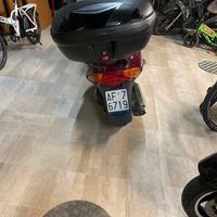 Scooter 250 Suzuki