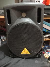 coppia casse attive behringer eurolive 