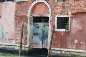 Posto barca e magazzino a San Trovaso