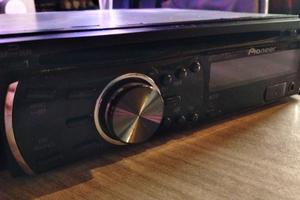 Autoradio Piooner/Cgm/Philips Leggere