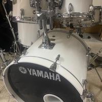 Batteria acustica YAMAHA STAGE CUSTOM