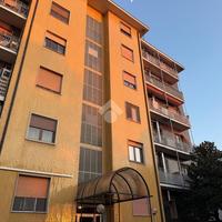 2 LOCALI A PONTIROLO NUOVO