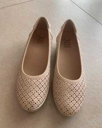 Scarpe beige donna