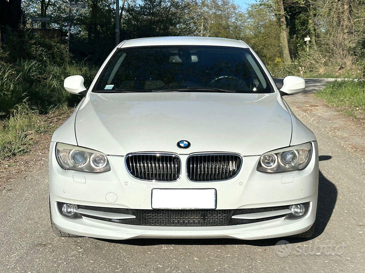 BMW 320D Coupe 2010 photo 2
