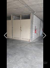 Box auto 13 mq a rivoli- cascine vica-