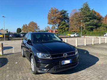 VOLKSWAGEN Tiguan 2.0 TDI 150 CV SCR DSG Eleganc