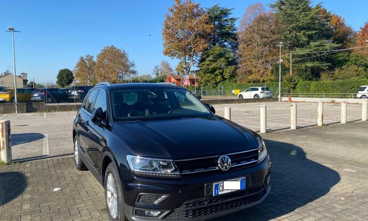 VOLKSWAGEN Tiguan 2.0 TDI 150 CV SCR DSG Eleganc