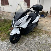 Kymco Downtown 300cc – 17.500 km