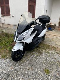 Kymco Downtown 300cc – 17.500 km