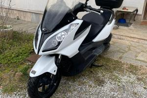 Kymco Downtown 300cc – 17.500 km