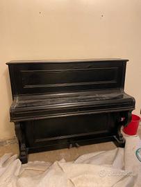 pianoforte ROESELER datato 