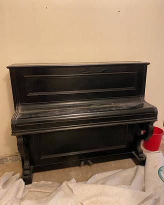 pianoforte ROESELER datato 