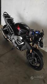 Honda cbr 600 f