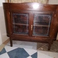 Credenza antica