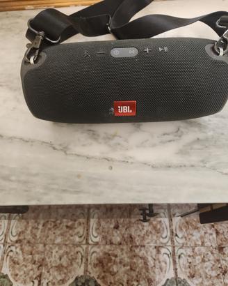 cassa JBL