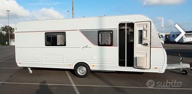 Roulotte Bürstner Averso 525 TS Limited