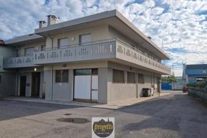 MONFALCONE Via Timavo Moderno Ufficio/L390