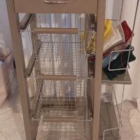 Mobiletto carrello con ruote da cucina