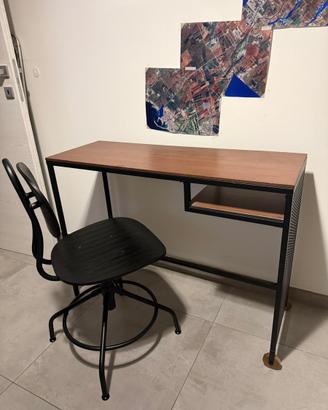 Scrivania stile industriale in legno e metallo