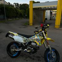 Suzuki DRZ-400SM