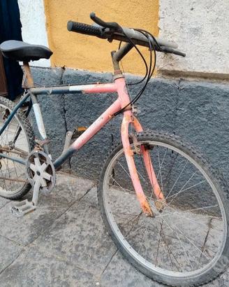 Bici BMX perfettamente funzionante 
