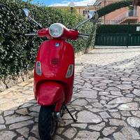 Vespa piaggio 125