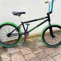 Bicicletta BMX KHE CENTRIX