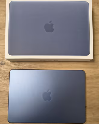MacBook Neo 256 GB blu + alimentatore Apple