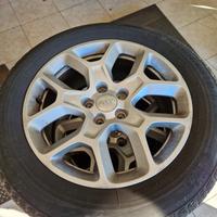 cerchi con gomme invernali jeep renegade