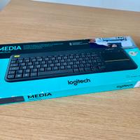 Tastiera Logitech K400 Plus Wireless con Touchpad
