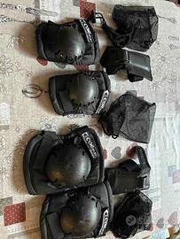 Set di protezioni per skate e pattini