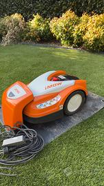 Robot taglia erba Stihl RMI 422