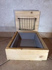 Lettiera legno con porta fieno