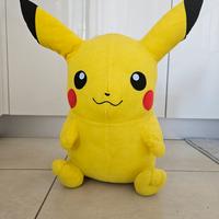 peluche Pikachu