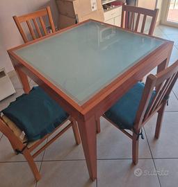 Tavolo + 4 sedie