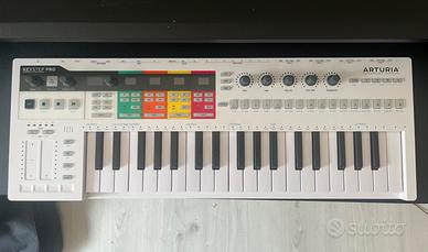 Arturia KeyStep Pro Controller MIDI 37 Tasti