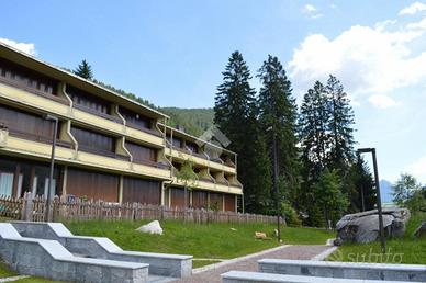 POSTO AUTO A PINZOLO