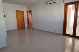 VA165 Appartamento mq 115 + box 