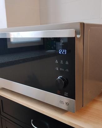 Forno  Combinato  LG NeoChef 39L