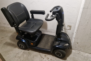 Scooter Elettrico modello INVACARE LEO