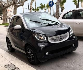 Smart fortwo turbo 90cv