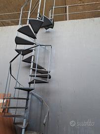 SCALA A CHIOCCIOLA PER ESTERNI