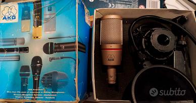 Akg C2000b