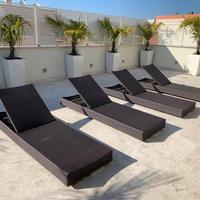 Lettini da esterno uno più