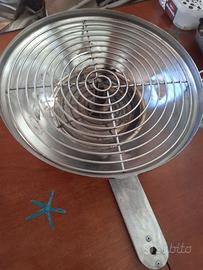 Barbecue da barca a carbonella