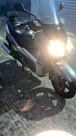Yamaha X max 250