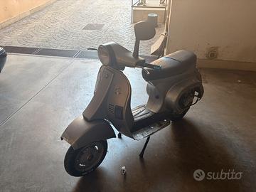 Vespa 50